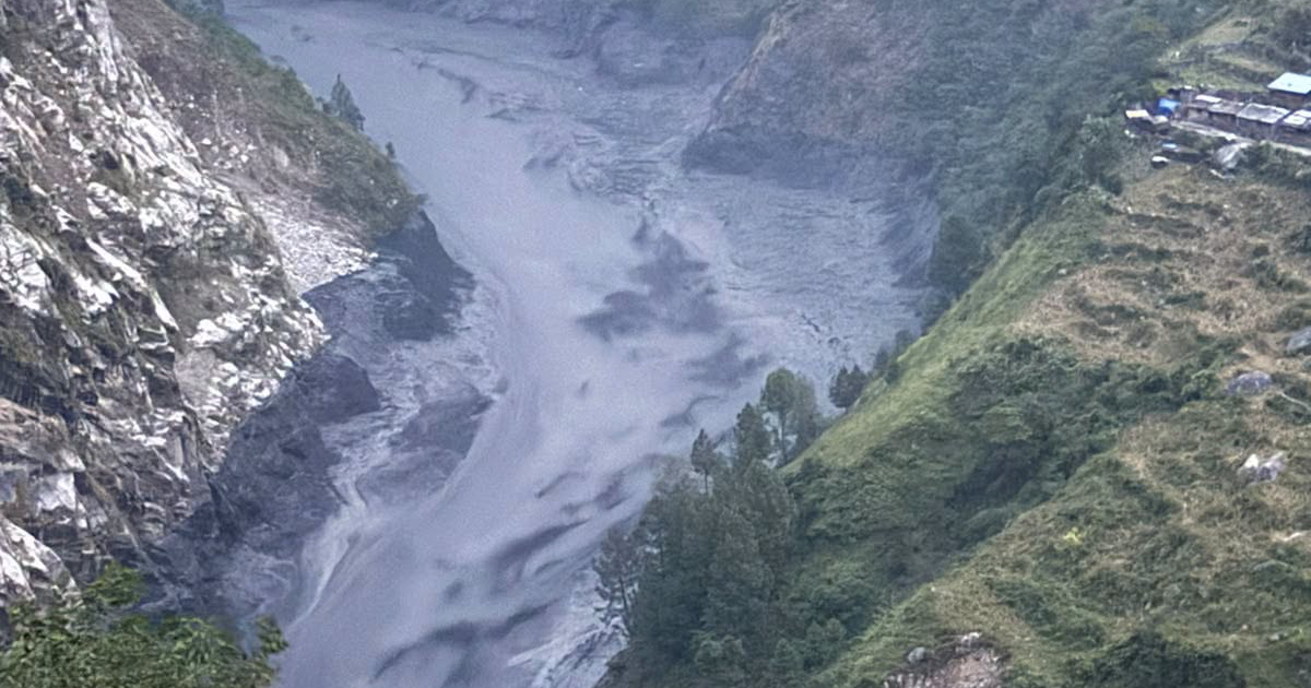 Budhigandaki River flood destroys staff quarters of 341 megawatt hydropower project